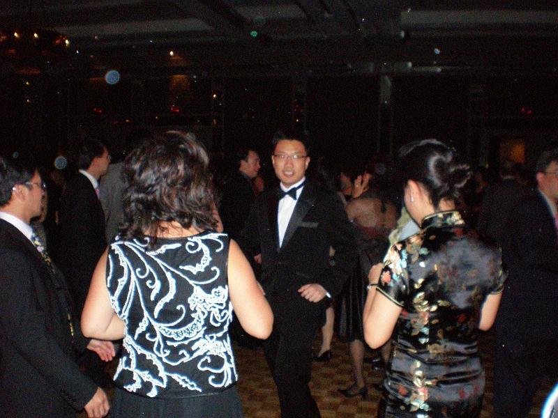 NEWS399_4.jpg - Kelvin Chan dancing