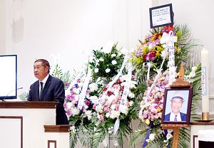 Don Chen Delivering Eulogy